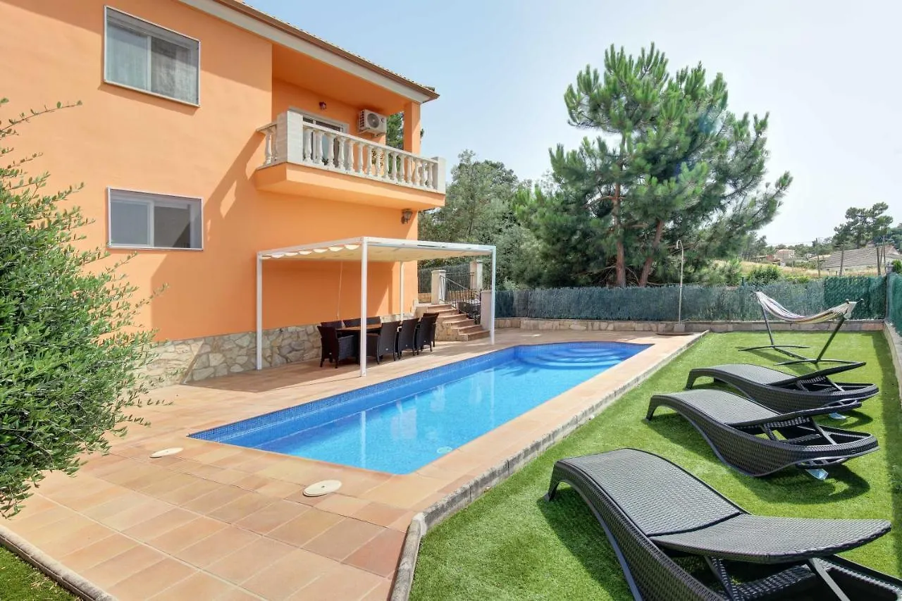 Villa Roses With Swimming Pool & Mountain View Lloret de Mar